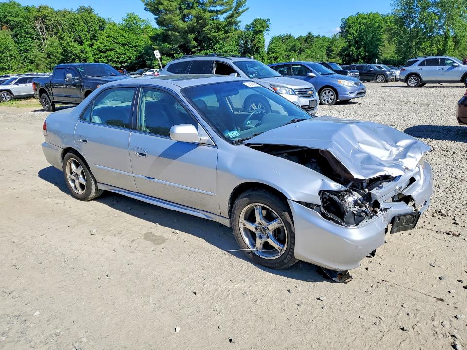 2002 Honda Accord VIN 1HGCG16532A002499 COPART salvage auction — FRONT END, Ma - Cert Of Title-Reconstrctd Coll, sold $375 on 2026-07-06 (photo 4)