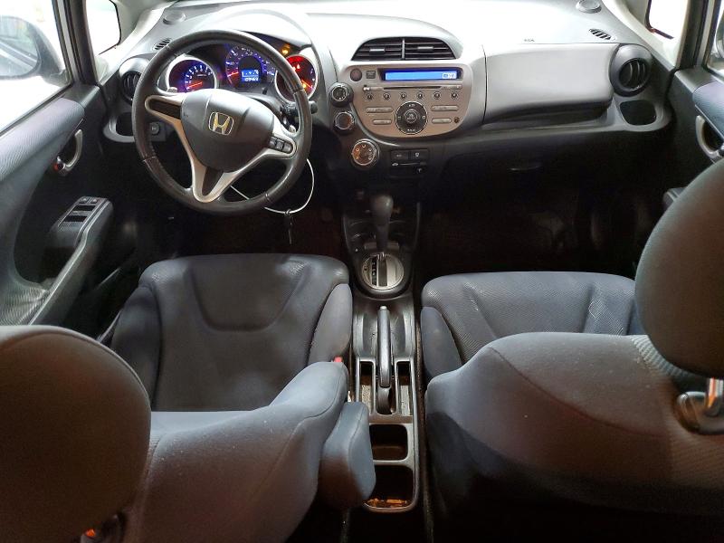 2009 Honda Fit VIN JHMGE88429S018375 COPART salvage auction — NORMAL WEAR, Pa - Non Public Clean Title, sold $825 on 2026-07-29 (photo 8)