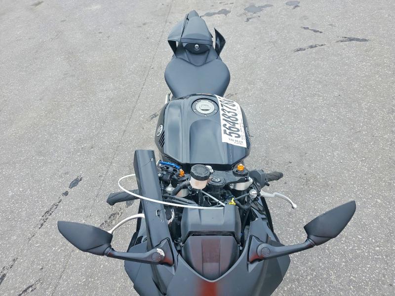 2025 Yamaha Yzf VIN JYARM38E2SA019106 COPART salvage auction — FRONT END, Nc - Salvage Certificate Of Title, sold $4,000 on 2026-07-23 (photo 5)