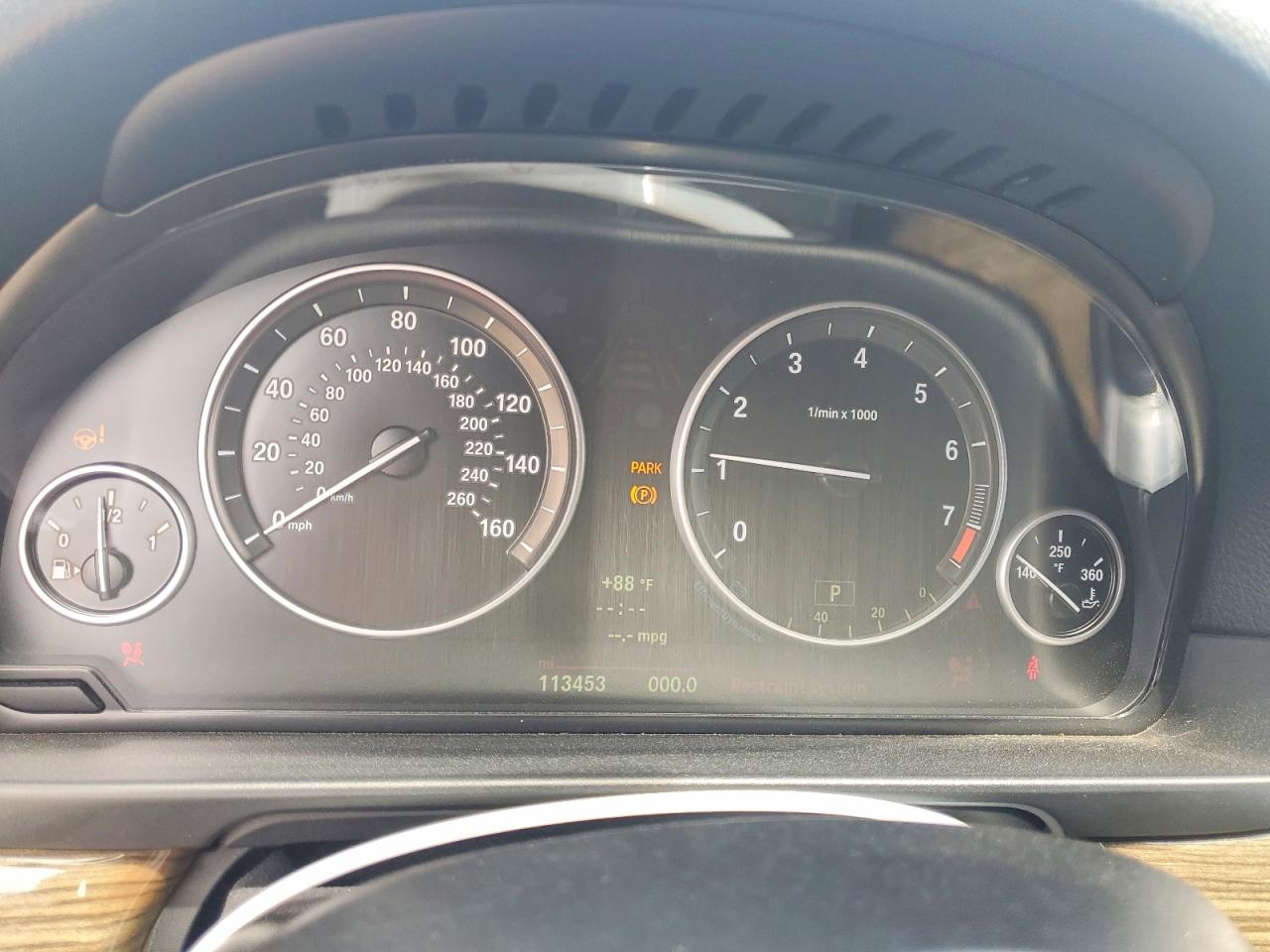 2014 BMW 5 Series VIN WBA5B3C58ED535230 COPART salvage auction — Rear End, TX - SALVAGE VEHICLE TITLE, sold $4,600 on 2026-06-25 (photo 9)