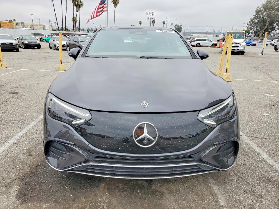 2024 Mercedes-benz VIN W1KEG2BB8RF059082 COPART salvage auction — MINOR DENT/SCRATCHES, CA - SALVAGE CERTIFICATE, sold $27,500 on 2026-09-15 (photo 5)