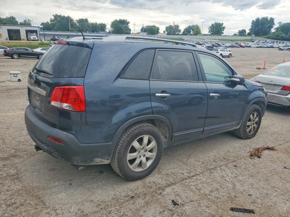 2011 Kia Sorento VIN 5XYKT4A25BG122941 COPART salvage auction — FRONT END, Mo - Salvage Certificate Of Title, sold $525 on 2026-07-07 (photo 3)