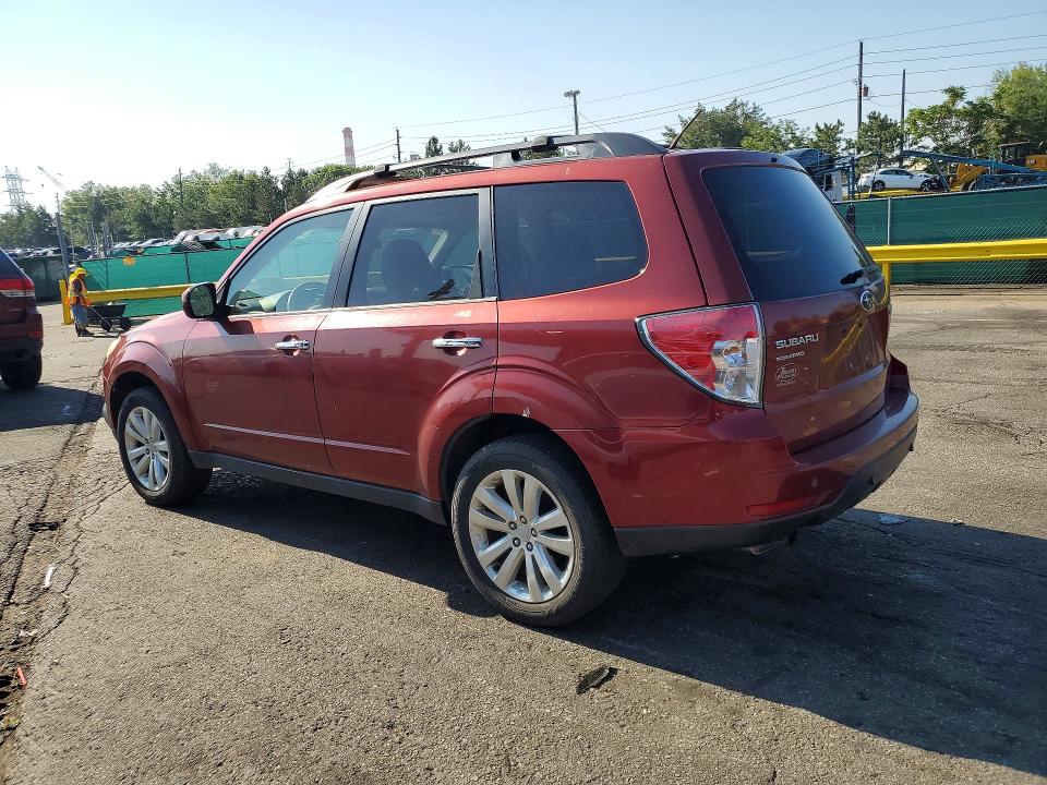 2011 Subaru Forester VIN JF2SHADC4BH706731 COPART salvage auction — MINOR DENT/SCRATCHES, Co - Dis/Dlr/Exp Only Clean Title, sold $450 on 2026-07-21 (photo 2)
