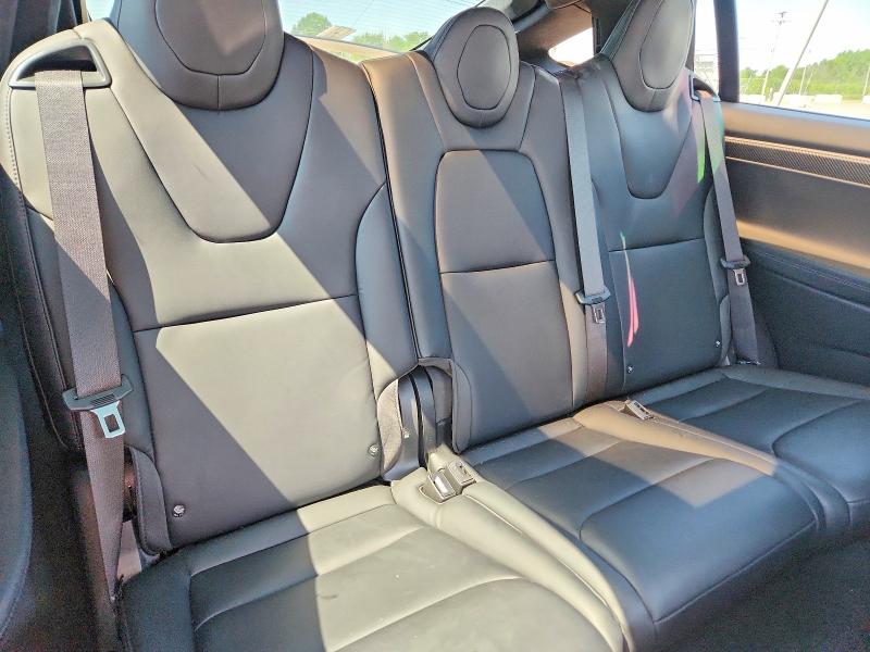 2018 Tesla Model x VIN 5YJXCDE23JF122300 COPART salvage auction — MINOR DENT/SCRATCHES, NY - CERT OF TITLE-REBUILT SALVAGE, sold $8,400 on 2026-07-08 (photo 6)
