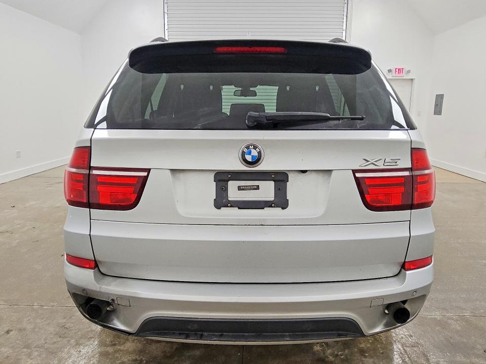 2013 BMW X5 VIN 5UXZV4C53D0E00908 COPART salvage auction — MINOR DENT/SCRATCHES, GA - CERTIFICATE OF TITLE, sold $3,600 on 2026-07-16 (photo 6)