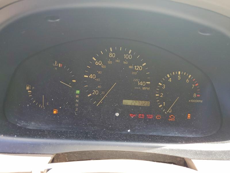 2000 Lexus Rx VIN JT6HF10U4Y0141084 COPART salvage auction — FRONT END, Ca - Dis/Dlr/Exp Only Clean Title, sold $125 on 2026-07-06 (photo 9)