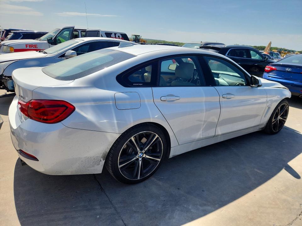 2018 BMW 4er VIN WBA4J5C51JBF07952 COPART salvage auction — FRONT END, Tx - Salvage Vehicle Title, sold $5,400 on 2026-07-27 (photo 3)