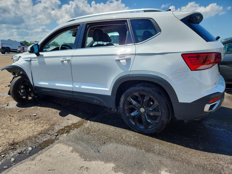 2024 Volkswagen Taos VIN 3VVEX7B29RM127463 COPART salvage auction — FRONT END, FL - CERTIFICATE OF TITLE (P), sold $7,000 on 2026-07-15 (photo 2)