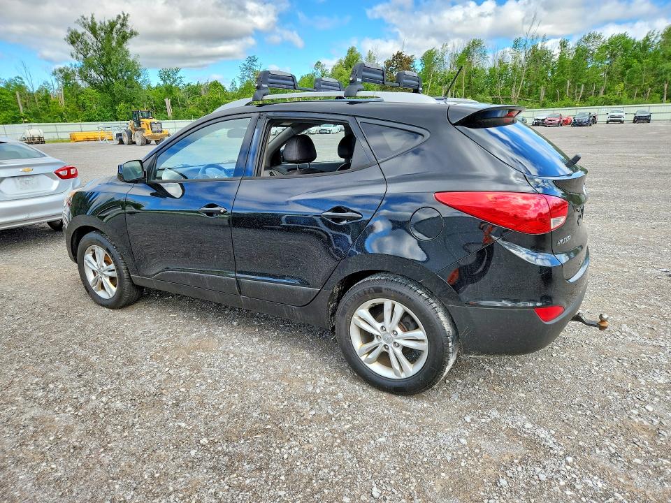 2011 Hyundai Tucson VIN KM8JU3AC4BU285781 COPART salvage auction — NORMAL WEAR, NY - CERTIFICATE OF TITLE, sold $1,300 on 2026-07-06 (photo 2)