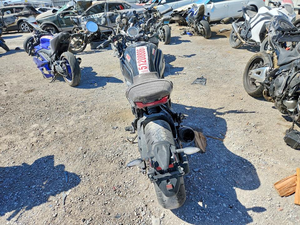 2023 Cf moto 700 cl-x VIN LCEPEWL11P6003004 COPART salvage auction — FRONT END, NV - SALVAGE TITLE, sold $850 on 2026-07-07 (photo 4)
