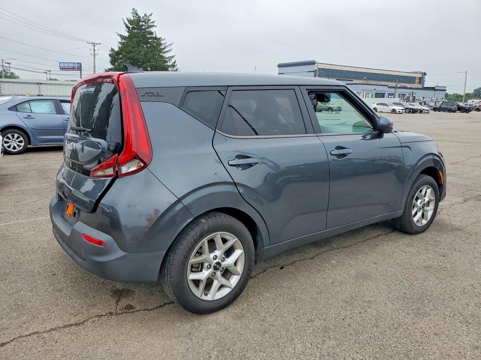 2022 Kia Soul VIN KNDJ23AU9N7834994 COPART salvage auction — SIDE, OH - CERT OF TITLE-SALVAGE, sold $2,100 on 2026-07-17 (photo 3)