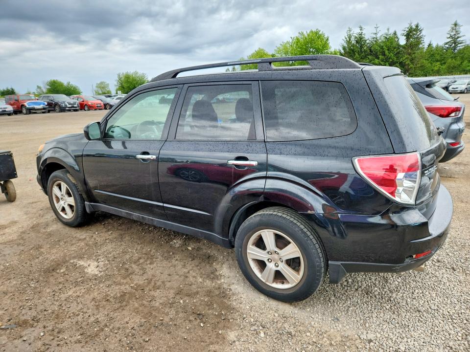 2010 Subaru Forester VIN JF2SH6CC2AH761997 COPART salvage auction — MINOR DENT/SCRATCHES, ON - PERMIT NO BRAND - UNFIT, sold $800 on 2026-07-08 (photo 2)