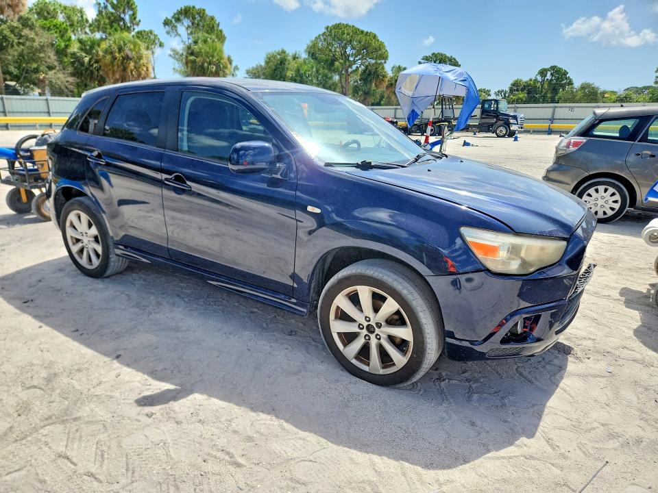 2012 Mitsubishi Outlander VIN JA4AP4AU9CZ004308 COPART salvage auction — FRONT END, Fl - Cert Of Title Slvg Rebuildable, sold $825 on 2026-07-08 (photo 4)