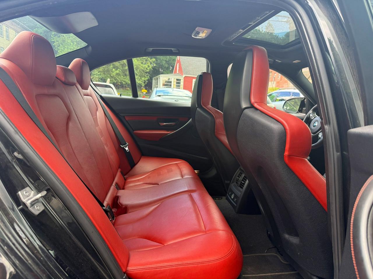 2015 BMW M3 VIN WBS3C9C55FP803086 COPART salvage auction — Minor Dent/Scratches, SC - CERTIFICATE OF TITLE (P), sold $23,200 on 2026-07-01 (photo 7)