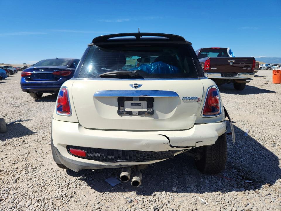 2007 Mini Cooper VIN WMWMF73537TT84037 COPART salvage auction — REAR END, Ut - Salvage Certificate, sold $350 on 2026-07-31 (photo 6)