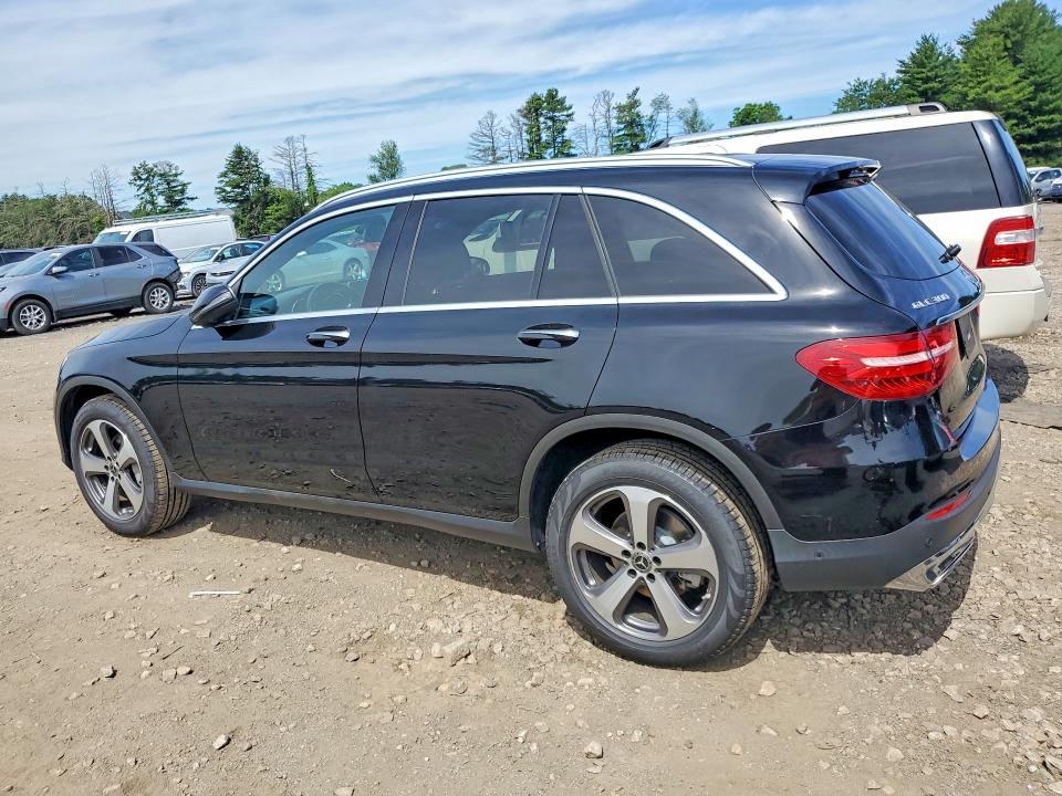 2018 Mercedes-benz Glc VIN WDC0G4KB1JV090470 COPART salvage auction — WATER/FLOOD, Md - Cert Of Salvage-Flood Damage, sold $10,600 on 2026-07-13 (photo 2)