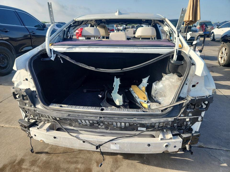 2021 BMW 7er VIN WBA7T2C07MCF88819 COPART salvage auction — STRIPPED, FL - CERT OF TITLE-SLVG REBLD FLOOD, sold $600 on 2026-08-17 (photo 6)