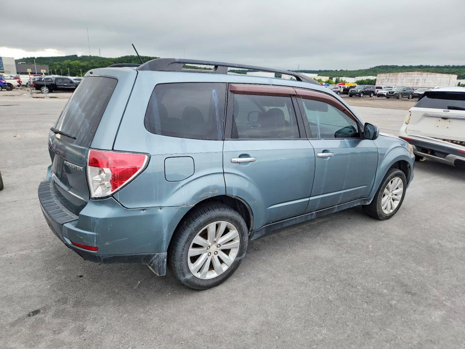 2011 Subaru Forester VIN JF2SHBCC7BH734238 COPART salvage auction — REAR END, Ok - Cert Of Title-Rebuilt, sold $450 on 2026-07-06 (photo 3)