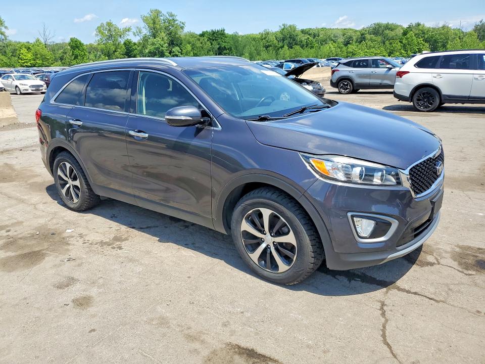 2016 Kia Sorento VIN 5XYPH4A50GG050572 COPART salvage auction — NORMAL WEAR, Wv - Certificate Of Title, sold $1,650 on 2026-07-02 (photo 4)