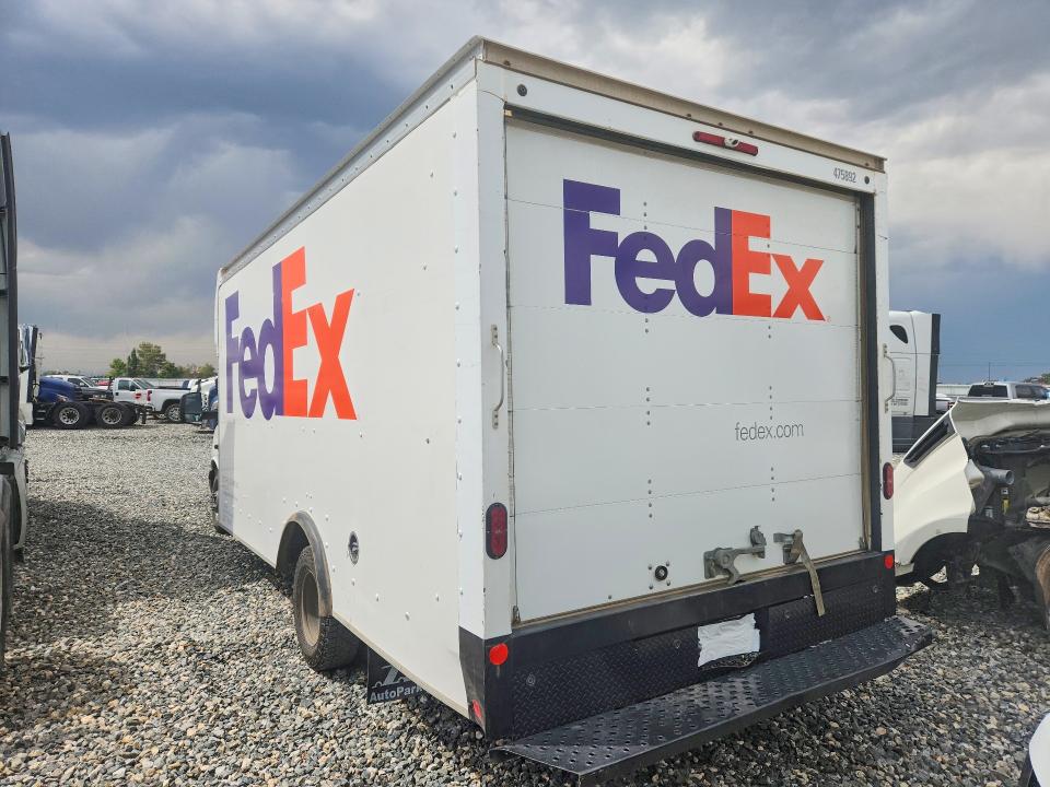 2022 Gmc Savana VIN 7GZ37TC7XNN001026 COPART salvage auction — MECHANICAL, CO - DIS/DLR/EXP ONLY CLEAN TITLE, sold $2,100 on 2026-07-20 (photo 2)