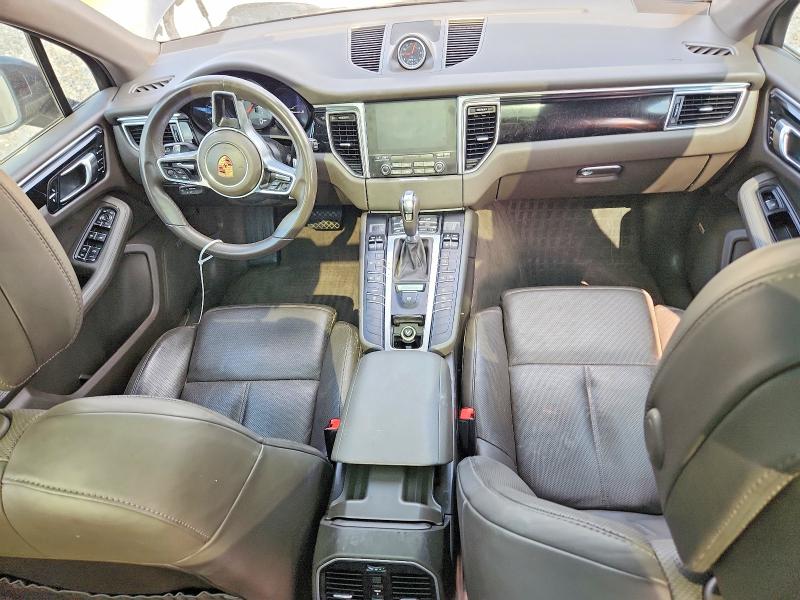 2017 Porsche Macan VIN WP1AB2A54HLB13740 COPART salvage auction — REAR END, Co - Public - Salvage Title, sold $7,700 on 2026-08-11 (photo 8)