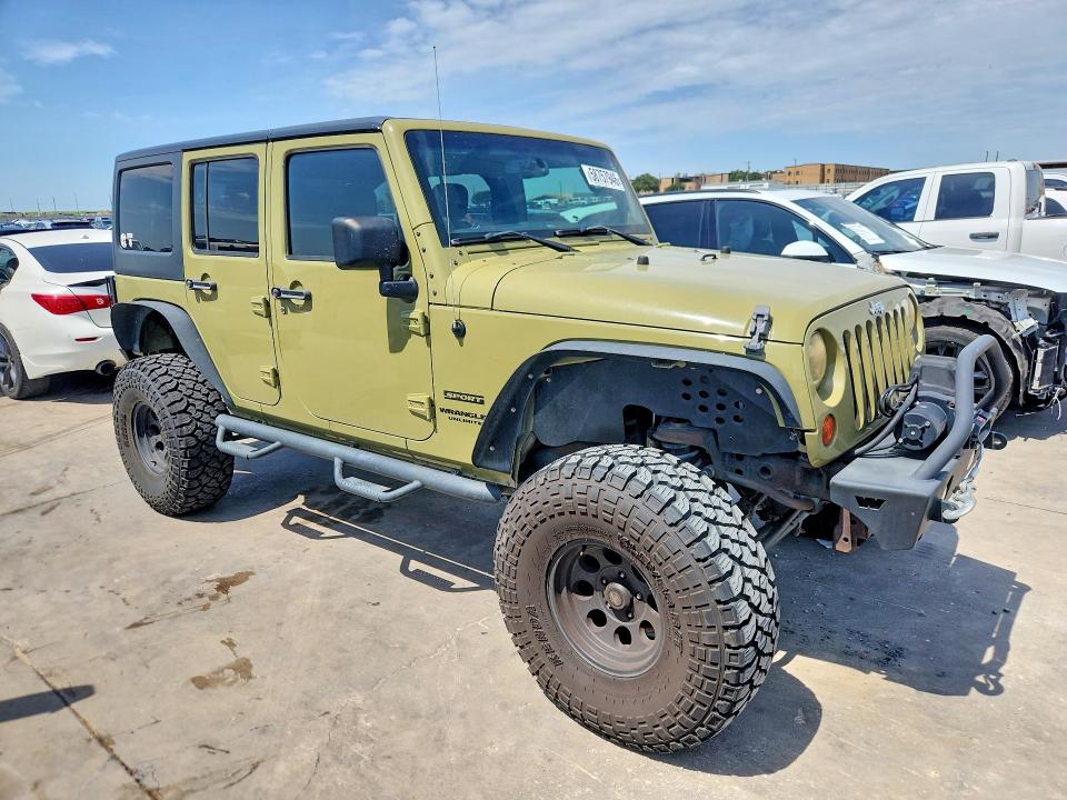 2013 Jeep VIN 1C4BJWDG4DL686497 COPART salvage auction — FRONT END, Tx - Salvage Vehicle Title, sold $6,600 on 2026-07-02 (photo 4)