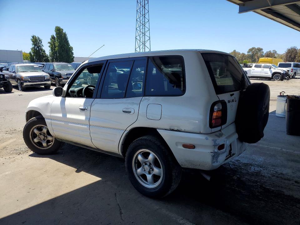 2000 Toyota Rav 4 VIN JT3GP10V0Y7075798 COPART salvage auction — REAR END, CA - SALVAGE CERTIFICATE, sold $15 on 2026-07-28 (photo 2)