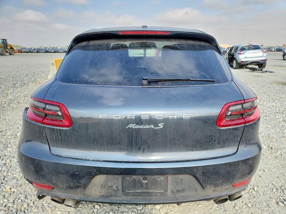 2017 Porsche Macan VIN WP1AB2A54HLB13740 COPART salvage auction — REAR END, Co - Public - Salvage Title, sold $7,700 on 2026-08-11 (photo 6)
