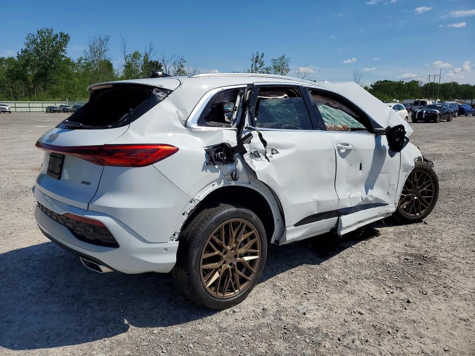 2025 Audi Q5 VIN WA12AAGU4S2017695 COPART salvage auction — ROLLOVER, NY - MV-907A SALVAGE CERTIFICATE, sold $650 on 2026-07-27 (photo 3)