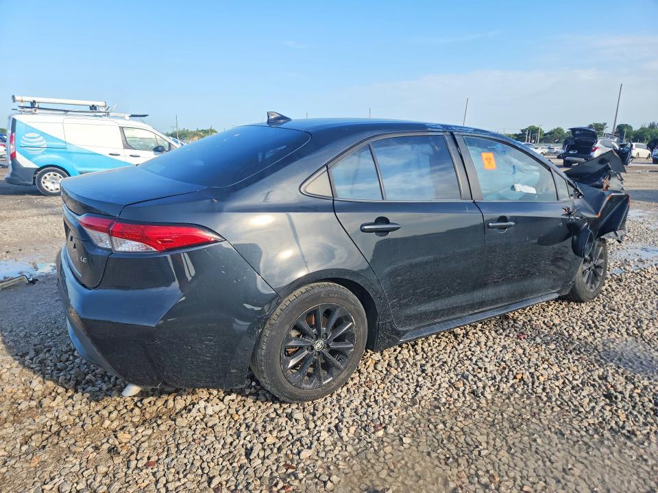 2022 Toyota Corolla VIN 5YFVPMAE3NP301877 COPART salvage auction — FRONT END, Fl - Certificate Of Destruction, sold $3,550 on 2026-07-30 (photo 3)