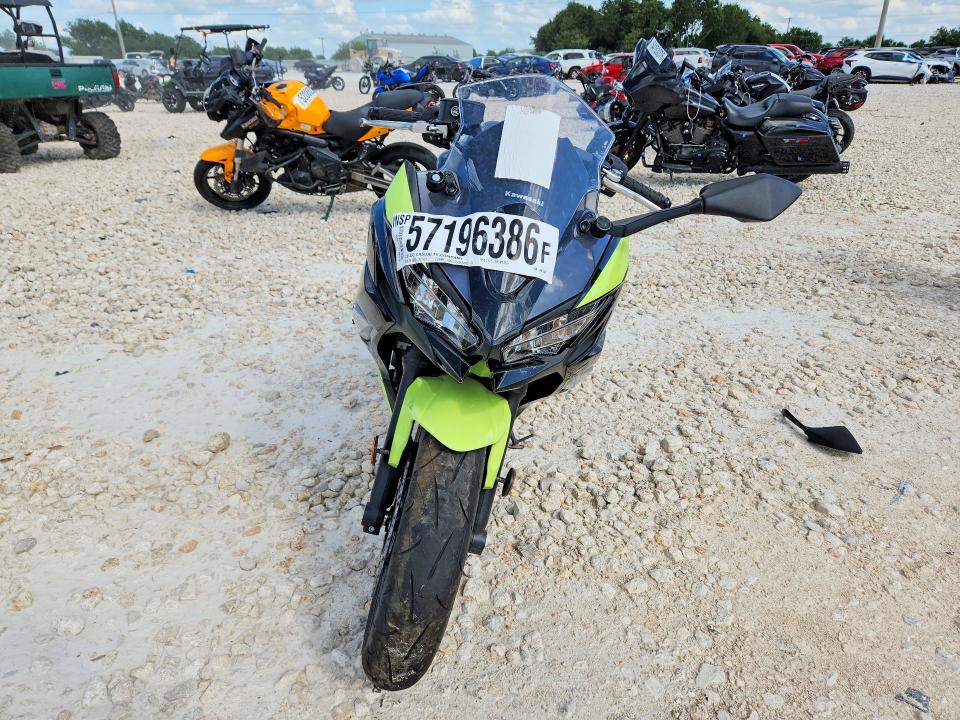 2026 Kawasaki Ex VIN ML5EXEP16TDAH1206 COPART salvage auction — SIDE, TX - SALVAGE VEHICLE TITLE (P), sold $2,150 on 2026-07-30 (photo 2)