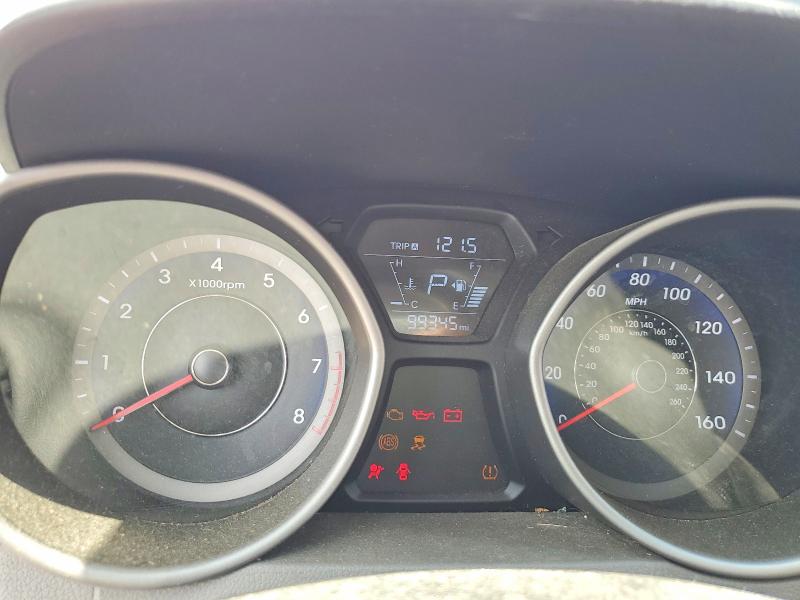 2015 Hyundai Elantra VIN KMHDH4AEXFU266960 COPART salvage auction — SIDE, TX - SALVAGE VEHICLE TITLE, sold $925 on 2026-07-27 (photo 9)