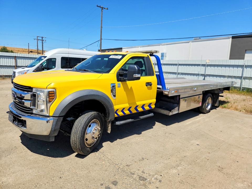 2019 Ford F-550 super duty VIN 1FDUF5GY2KDA01683 COPART salvage auction — NORMAL WEAR, Ca - Dis/Dlr/Exp Only Clean Title, sold $18,000 on 2026-07-24 (photo 1)