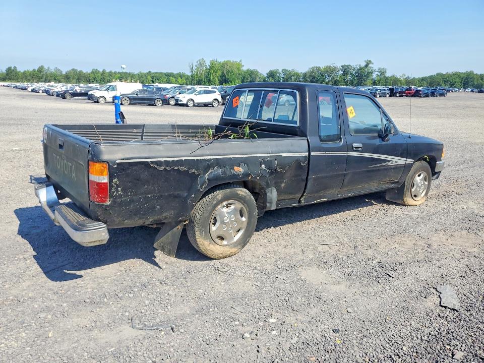 1992 Toyota Pickup VIN JT4RN93P4N5067250 COPART salvage auction — FRONT END, Va - Certificate Of Title, sold $3,050 on 2026-07-08 (photo 3)