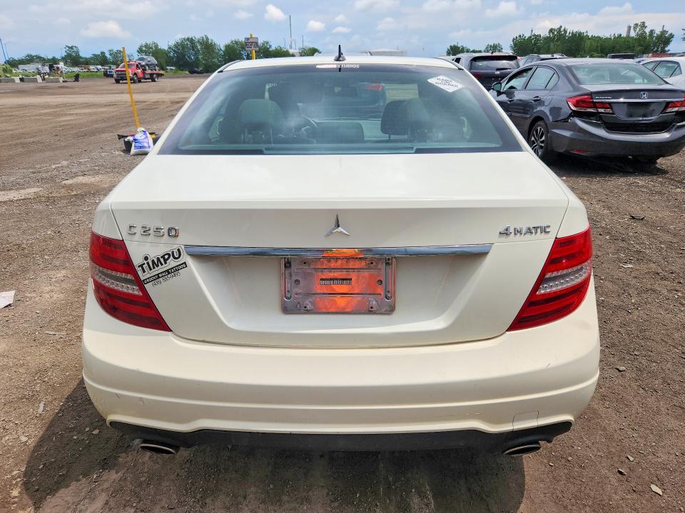 2012 Mercedes-benz C class VIN WDDGF8FB1CA633826 COPART salvage auction — WATER/FLOOD, Qc - Irrecuperable, sold $400 on 2026-07-28 (photo 6)