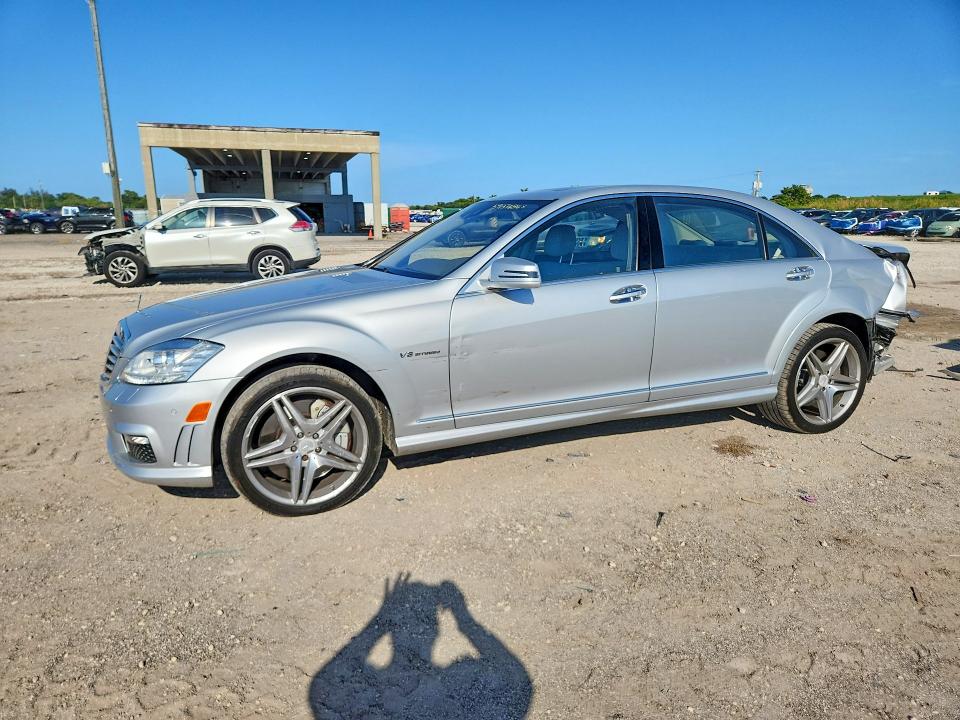 2012 Mercedes-benz S-klasse amg VIN WDDNG7EB8CA445031 COPART salvage auction — REAR END, Fl - Cert Of Title Slvg Rebuildable, sold $9,800 on 2026-07-09 (photo 1)