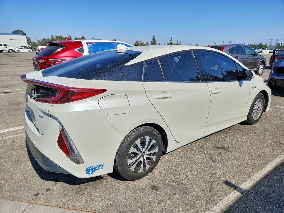 2020 Toyota Prius VIN JTDKARFP9L3163151 COPART salvage auction — FRONT END, CA - SALVAGE CERTIFICATE, sold $350 on 2026-07-21 (photo 3)