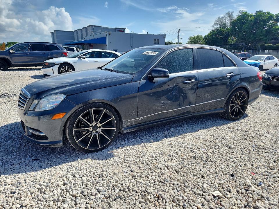 2013 Mercedes-benz E-klasse VIN WDDHF5KB0DA754471 COPART salvage auction — SIDE, Salvage Title, sold $1,100 on 2026-07-24 (photo 1)