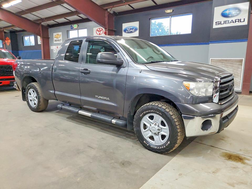 2012 Toyota Tundra VIN 5TFUM5F1XCX034980 COPART salvage auction — MINOR DENT/SCRATCHES, Nh - Certificate Of Title, sold $4,900 on 2026-07-14 (photo 4)