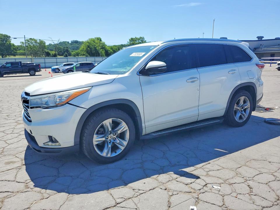 2015 Toyota Highlander VIN 5TDDKRFH5FS155842 — COPART salvage auction photo