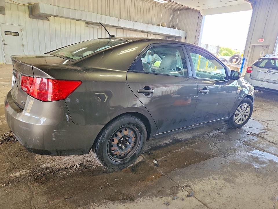 2010 Kia Forte VIN KNAFU4A20A5275231 COPART salvage auction — HAIL, WI - JUNKED VEHICLE BILL OF SALE, sold $400 on 2026-07-27 (photo 3)