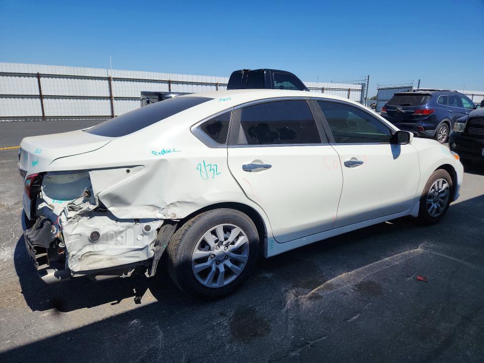 2018 Nissan Altima VIN 1N4AL3AP7JC159337 COPART salvage auction — REAR END, Ca - Salvage Certificate, sold $1,600 on 2026-07-02 (photo 3)