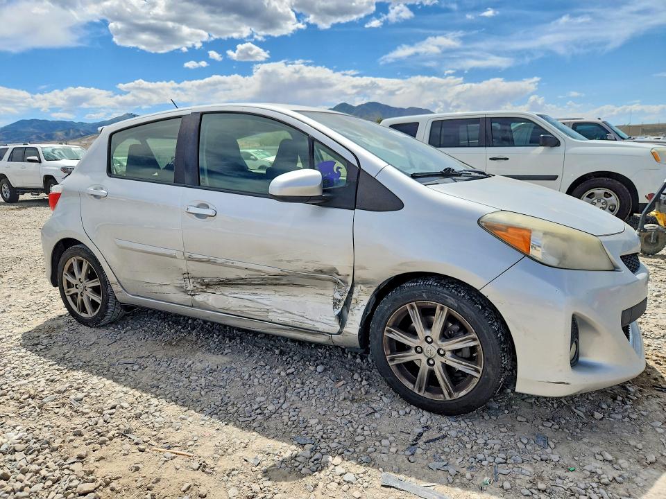 2013 Toyota Yaris VIN JTDKTUD36DD542293 COPART salvage auction — SIDE, Ut - Salvage Certificate, sold $750 on 2026-07-21 (photo 4)