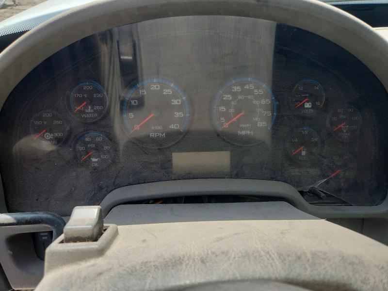 2008 International 7000-series VIN 1HTWGAAT58J690826 COPART salvage auction — MINOR DENT/SCRATCHES, FL - CERTIFICATE OF DESTRUCTION, sold $2,300 on 2026-07-29 (photo 8)