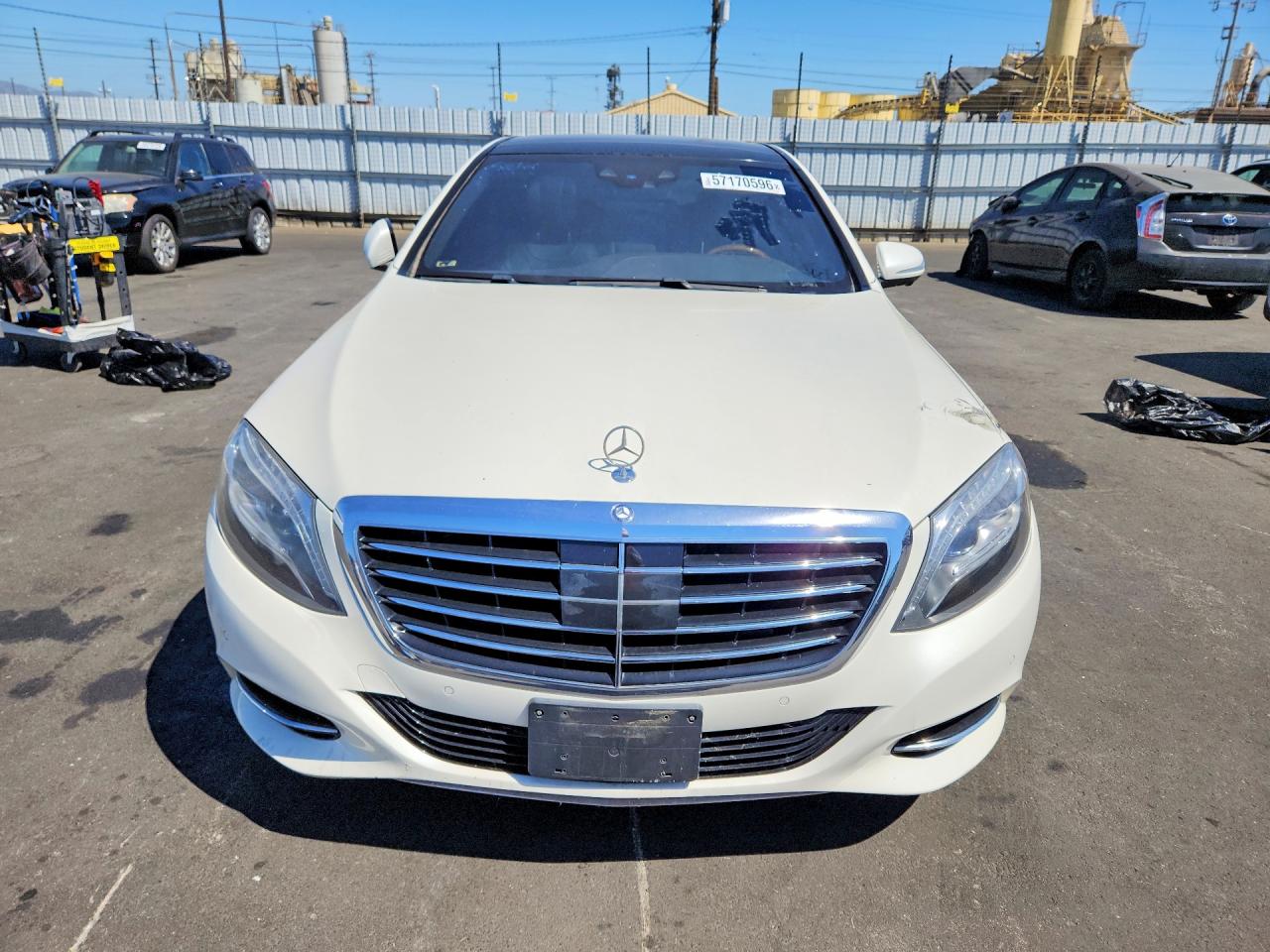 2014 Mercedes-Benz S-Class VIN WDDUG8CB3EA060080 COPART salvage auction — Minor Dent/Scratches, CA - DIS/DLR/EXP ONLY CLEAN TITLE, sold $5,800 on 2026-07-01 (photo 5)