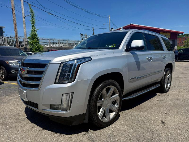 2020 Cadillac Escalade VIN 1GYS4BKJ6LR156326 COPART salvage auction — MINOR DENT/SCRATCHES, Ny - Certificate Of Title (P), sold $13,300 on 2026-07-21 (photo 1)