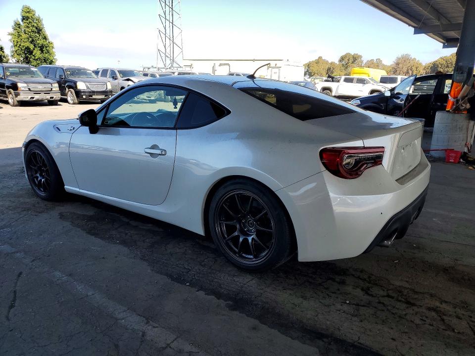 2013 Scion Fr-s VIN JF1ZNAA19D1713202 COPART salvage auction — FRONT END, Ca - Salvage Certificate, sold $1,900 on 2026-07-14 (photo 2)