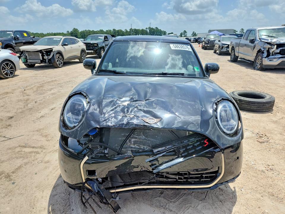 2026 Mini Cooper VIN WMW53GD08T2X96938 COPART salvage auction — FRONT END, Va - Cert Of Title - Salvage, sold $10,500 on 2026-07-28 (photo 5)
