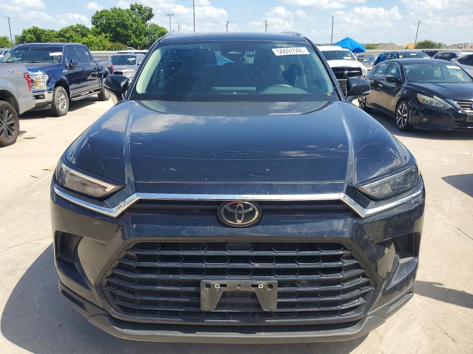 2024 Toyota Highlander VIN 5TDAAAA58RS019455 COPART salvage auction — REAR END, TX - SALVAGE VEHICLE TITLE, sold $175 on 2026-07-30 (photo 5)