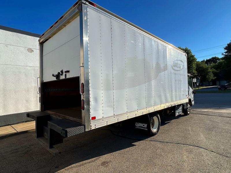 2019 Isuzu Npr VIN JALC4W16XK7010308 COPART salvage auction — MINOR DENT/SCRATCHES, Wi - Certificate Of Title (P), sold $2,250 on 2026-07-02 (photo 4)